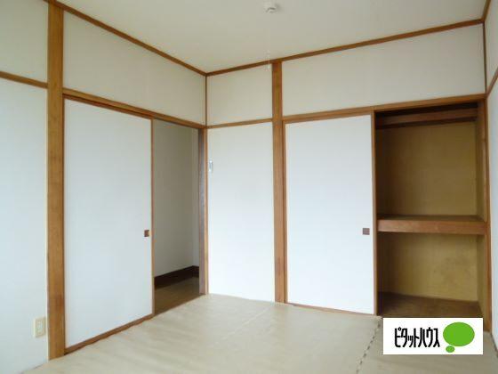 黒石野阿部様貸家　A 収納