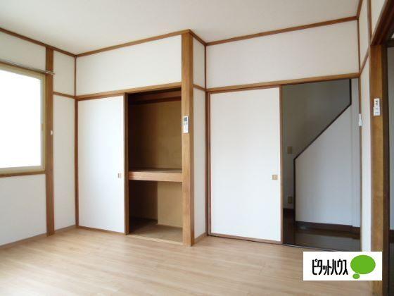 黒石野阿部様貸家　A 収納