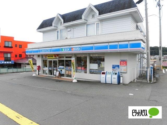 ローソン滝沢駅前店：37m