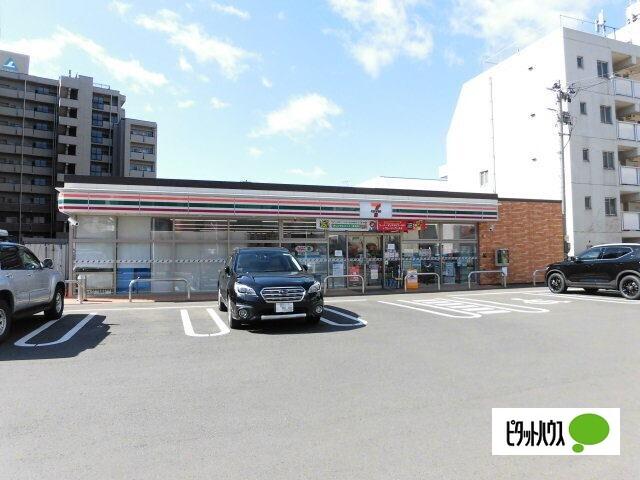 セブンイレブン盛岡南大通3丁目店：209m