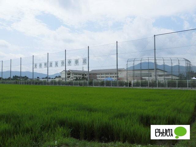 矢巾町立矢巾中学校：2522m