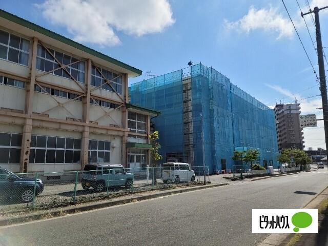 盛岡市立上田中学校：1078m