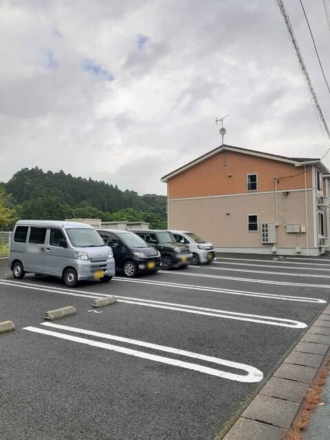 エテルノ　ファボーレⅡ（101） 駐車場