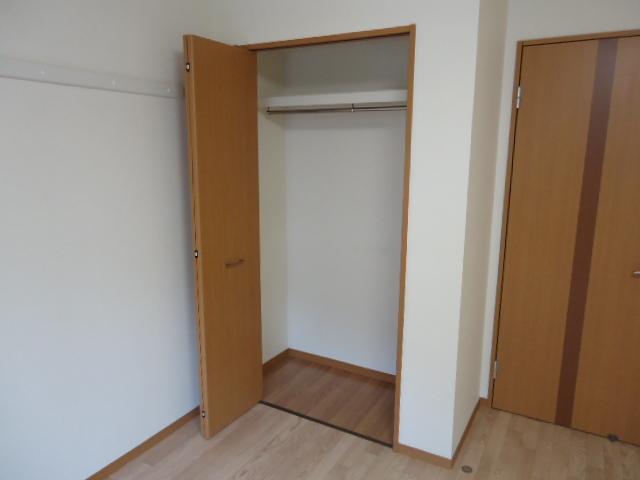 トラッドハウス愛宕 収納