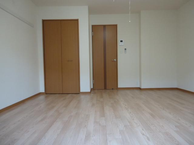 トラッドハウス愛宕 部屋画像