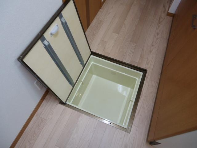 トラッドハウス愛宕 部屋画像