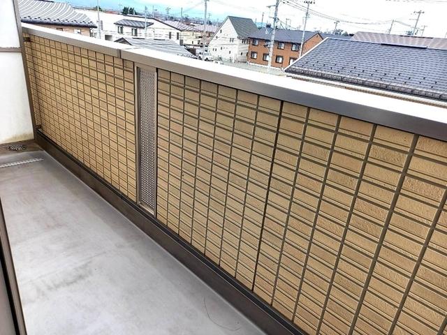 コム・シェ・ヴ　Ａ（305） バルコニー