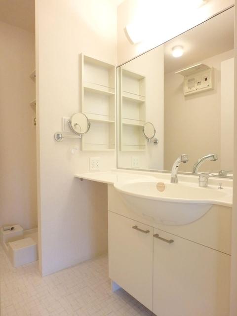 イーストヒルズ高松　Ｆ（102） 部屋画像