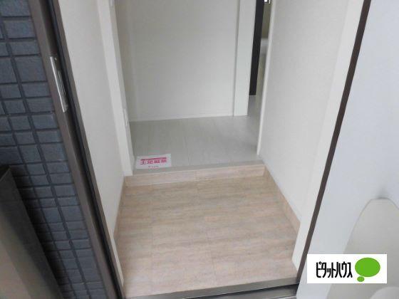 エクレール館向 玄関