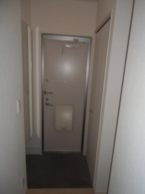 セジュール室小路　Ｂ（101） 玄関