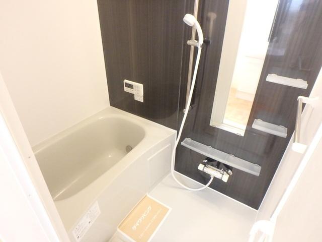ルミナス山岸（101） 部屋画像