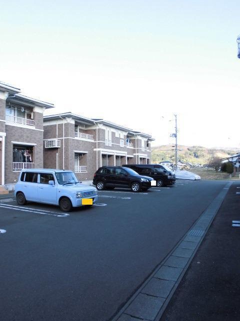 サンキャッスルＳ・Ⅱ（103） 駐車場