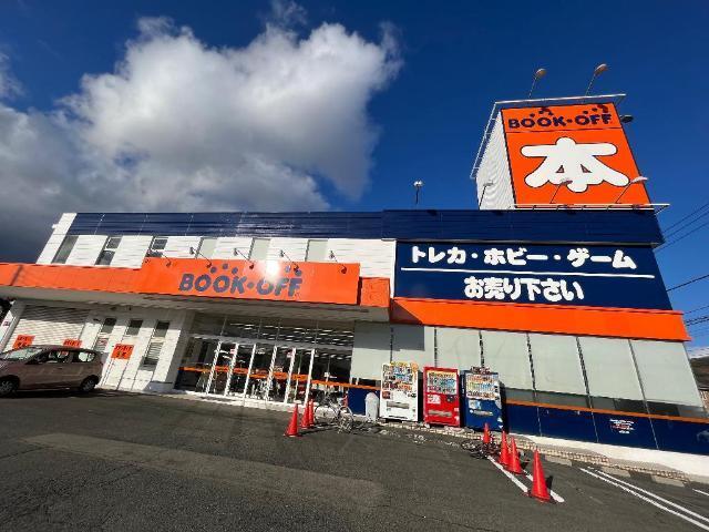 ブックオフ盛岡茶畑店：880m