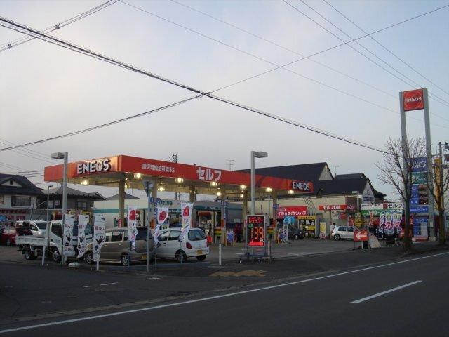 （株）ENEOSフロンティアDr．Driveセルフ津志田店：250m