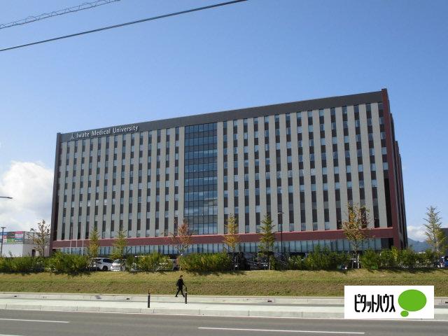 岩手医科大学附属病院：1572m