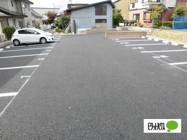メゾンＨＡＬ（メゾンハル） 駐車場