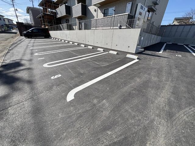 ベルディール（305） 駐車場