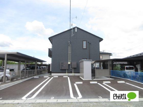 Ｄ−ＲＯＯＭ　Ｎａｋａｏｔａ（102） 駐車場