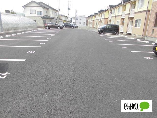 ウェルト　Ｄ 駐車場