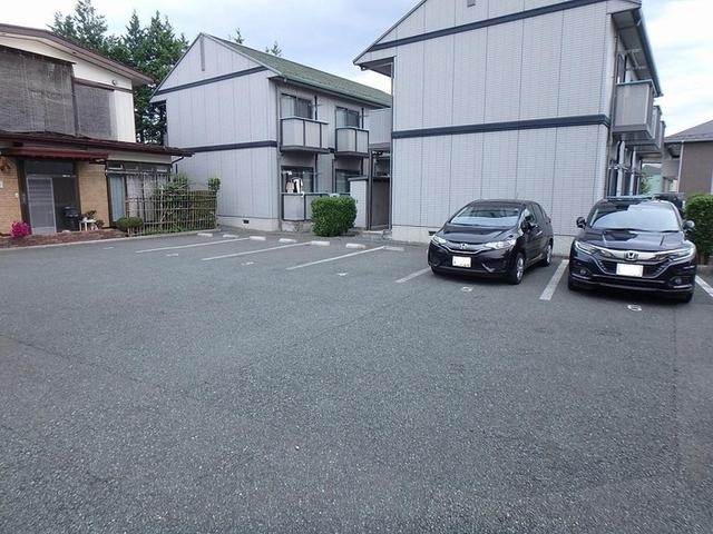 ミミエデン（102） 駐車場