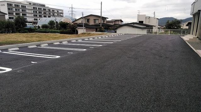 ベルディール（103） 駐車場