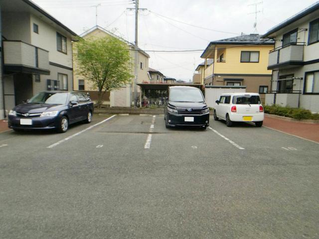 セジュール・リリー　Ｂ（202） 駐車場