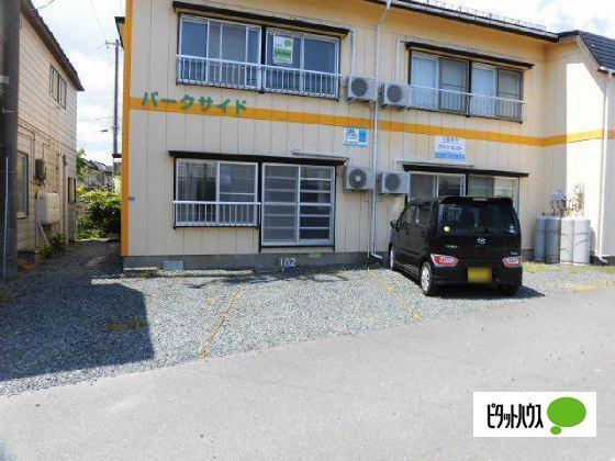 パークサイド（101） 駐車場