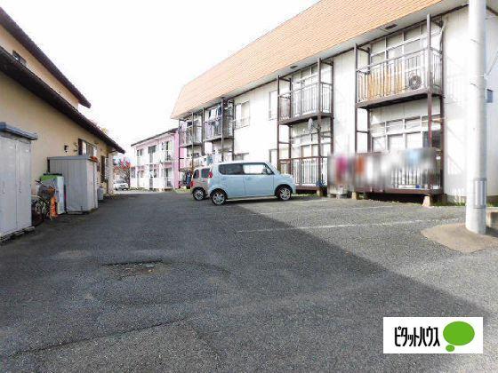 コーポラス西（3） 駐車場