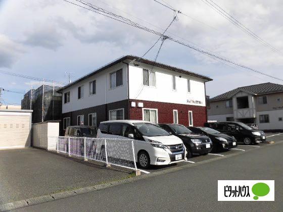 シャーメゾン藤　A（201） 駐車場
