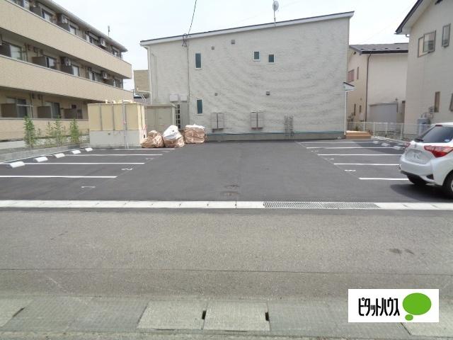 ソワサントゥカンズ　A（101） 駐車場