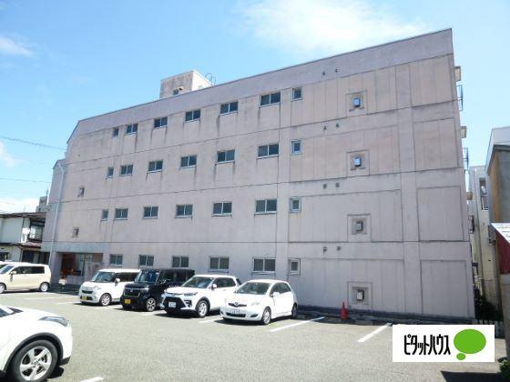 アヴァンセ本町（403） 外観