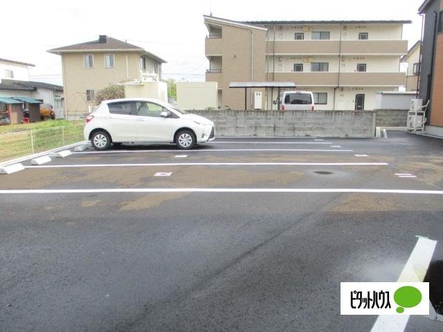 ヘリテイジ矢巾A（A-1） 駐車場