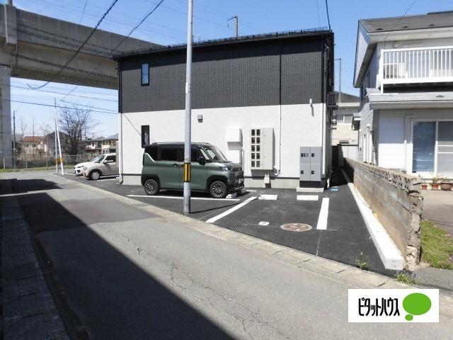 ル・メイユール前九年（105） 駐車場