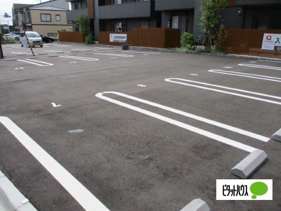 TORISIA大慈寺町　B（301） 駐車場