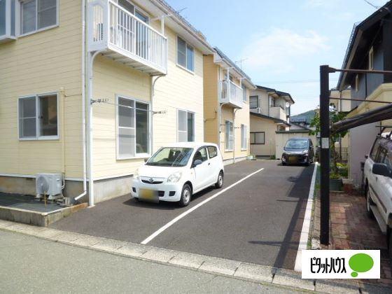 黒石野阿部様貸家　A 駐車場