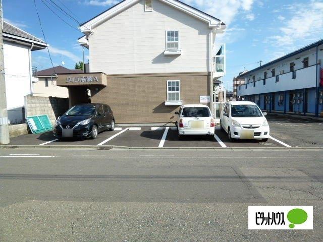 ヴィラ志家　Ａ（103） 駐車場