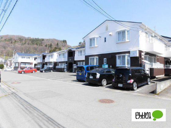 メルリン１番館（101） 駐車場
