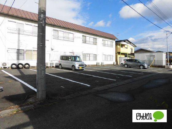 コーポ伊藤（205） 駐車場