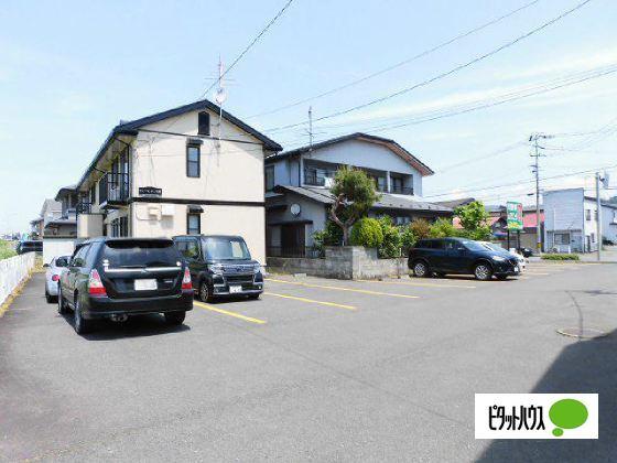 ドミール・シン Ｂ（101） 駐車場