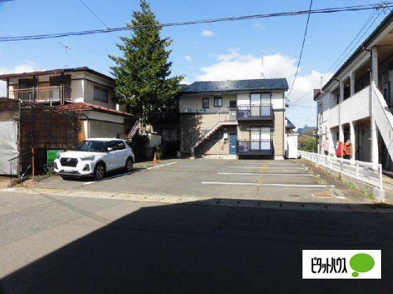 フミール大館（203） 駐車場