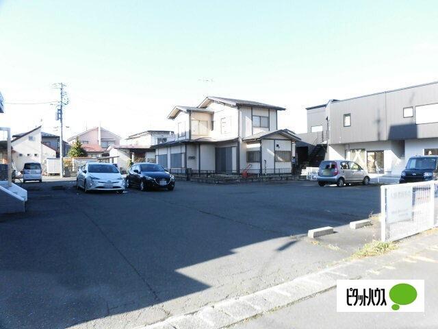 クリエイト二番館（201） 駐車場