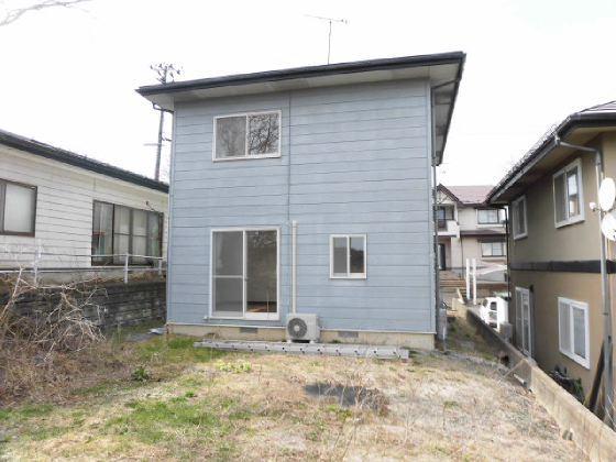 滝沢野沢貸家 外観