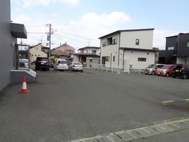 盛岡市津志田町マンション 駐車場