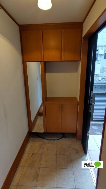 鎌倉市植木一戸建（1） 玄関