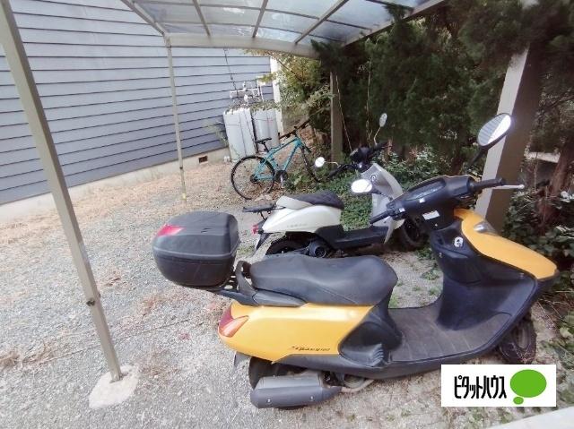 コーポリッチモンド（101） 駐車場