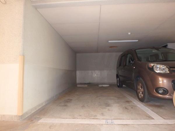 エンブレム西馬込 駐車場