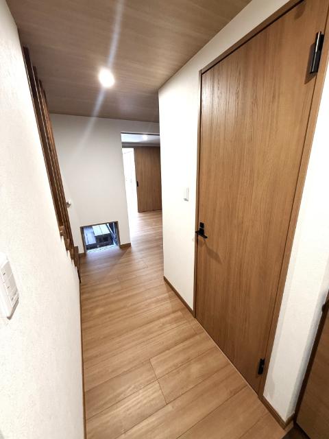 アイムメゾネット（D） 玄関