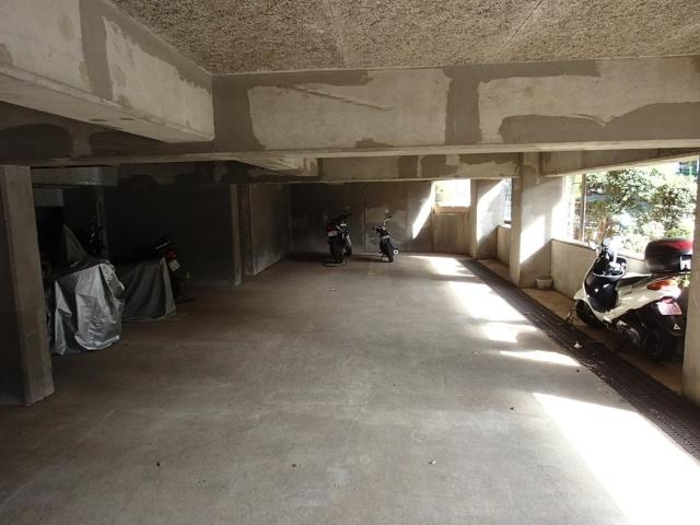 エクシード宮崎台（301） 駐車場