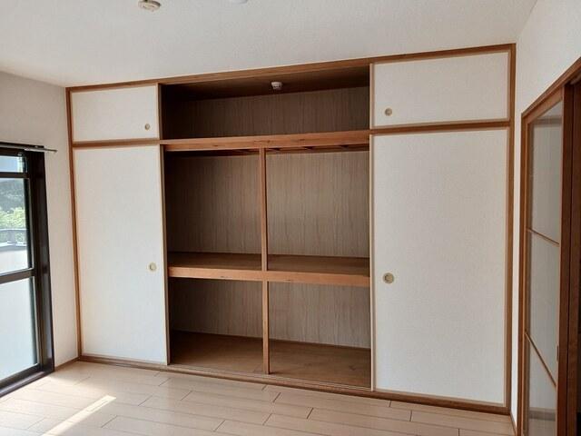 ウエストコートＴＡＮＩＧＡＭＩ（303） 収納