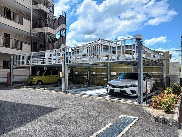 ウエストコートＴＡＮＩＧＡＭＩ（103） 駐車場